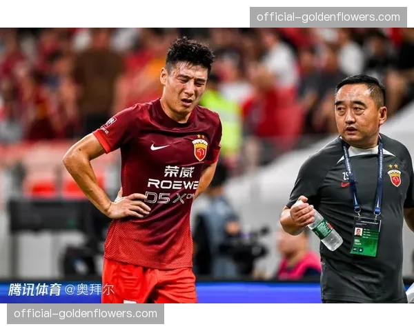 山东泰山2-2战平上海海港，武磊与克雷桑各入一球